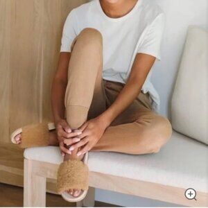 JENNI KAYNE - Shearling Slide Sandal - Size 39 (US 8 1/2 - 9) in Natural Color